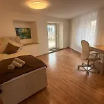 Apartmán Moeblierte *