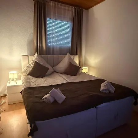 Appartement Moeblierte *